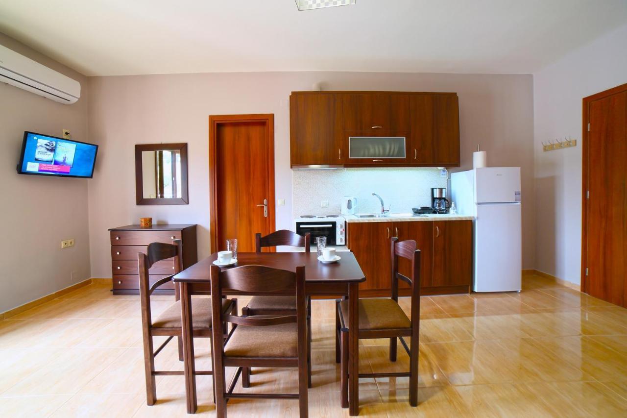 Villas Metoxi Като-Аситес Экстерьер фото